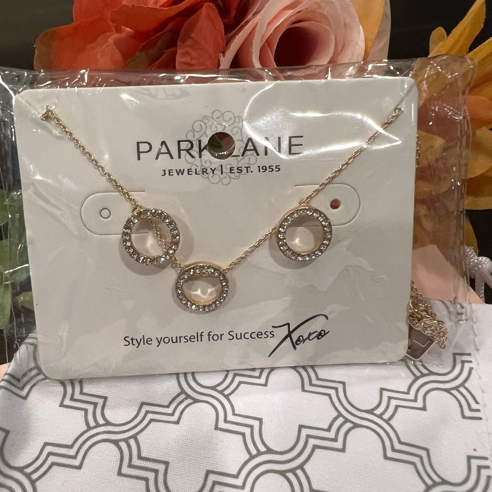 Gold Crystal Roo Earring & Necklace Set (Park Lane Jewelry)